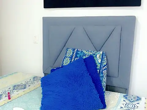 dominic 00 online show from 12.21.25