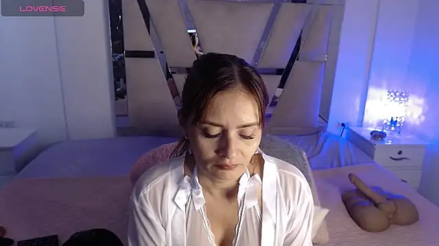 Snapshot of KathyLee69_ chatting on 10.26.25 KathyLee69 online show from 10.26.25