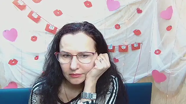 Miroslava Happi online show from 02.17.25
