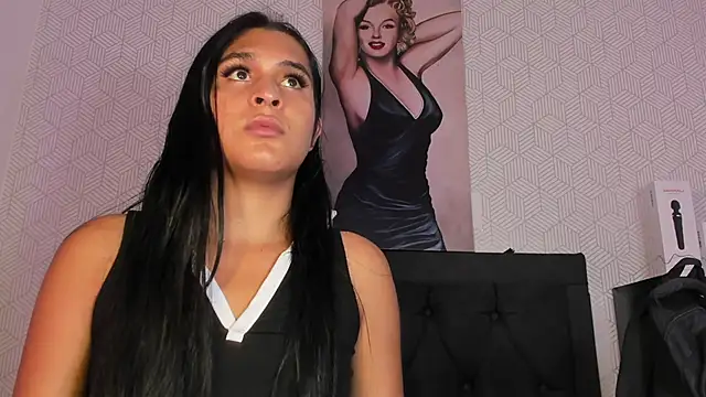 Selena fox7 online show from 11.14.25