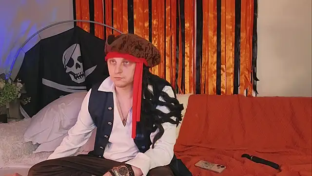 Saint Vicious online show from 10.28.25