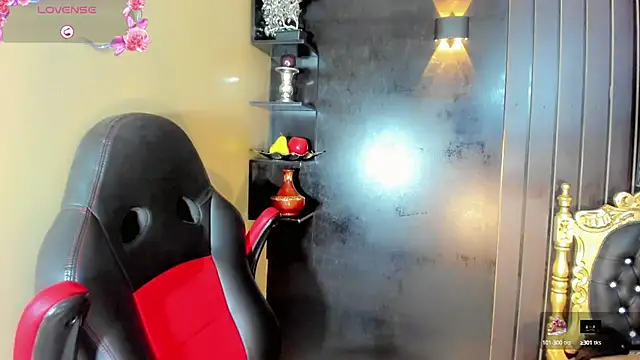 emelly horny  online show from 02.22.25