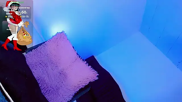 Snapshot of emelly_horny_ chatting on 12.04.25 emelly horny online show from 12.04.25