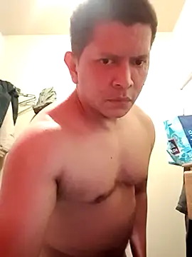 machoactivo1 online show from 02.18.25