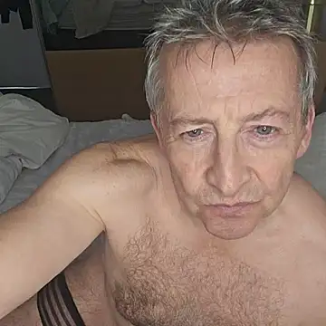 mann4u147 online show from 10.28.25