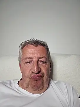 mann4u147 online show from 04.30.26