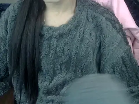 Snapshot of YourCDBitch chatting on 12.16.25 YourCDBitch online show from 12.16.25