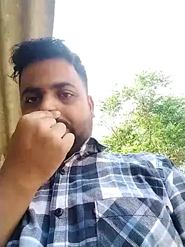 Snapshot of Vij717 chatting on 03.09.25 Vij717 online show from 03.09.25