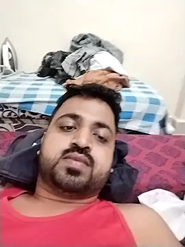 Snapshot of Vij717 chatting on 03.10.25 Vij717 online show from 03.10.25