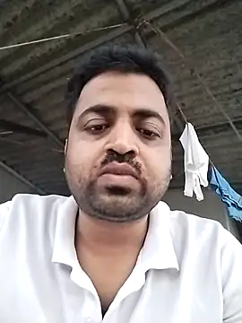 Snapshot of Vij717 chatting on 09.20.25 Vij717 online show from 09.20.25