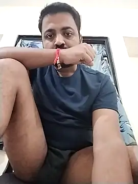 Snapshot of Vij717 chatting on 09.28.25 Vij717 online show from 09.28.25