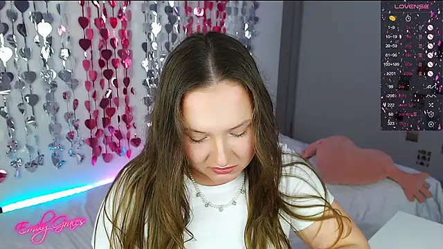 Snapshot of EmilyxxGraces chatting on 02.13.26 EmilyxxGraces online show from 02.13.26