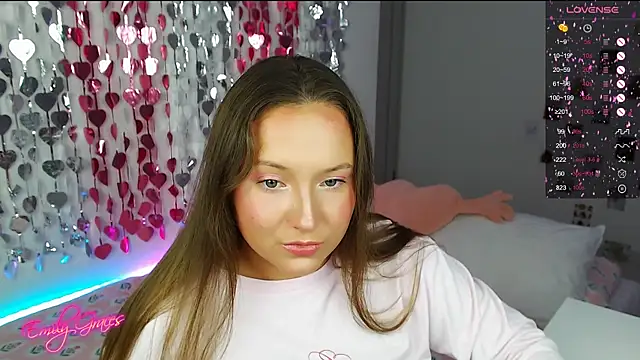 Snapshot of EmilyxxGraces chatting on 02.27.26 EmilyxxGraces online show from 02.27.26