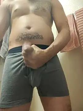 Snapshot of Rican8inches chatting on 02.08.25 Rican8inches online show from 02.08.25