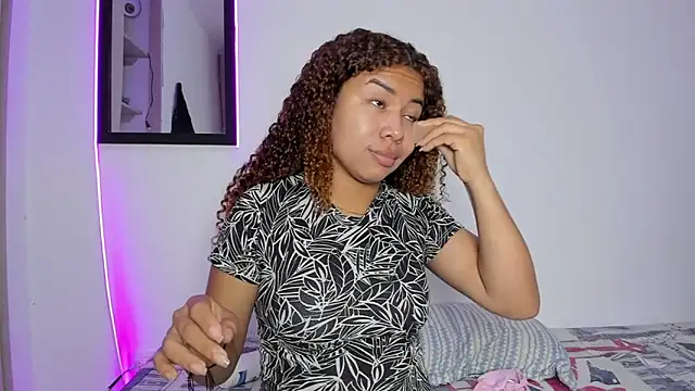 MELINAMARTINS online show from 03.18.26