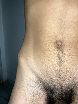 Snapshot of Hamza-Maroki chatting on 11.24.25 Hamza-Maroki online show from 11.24.25