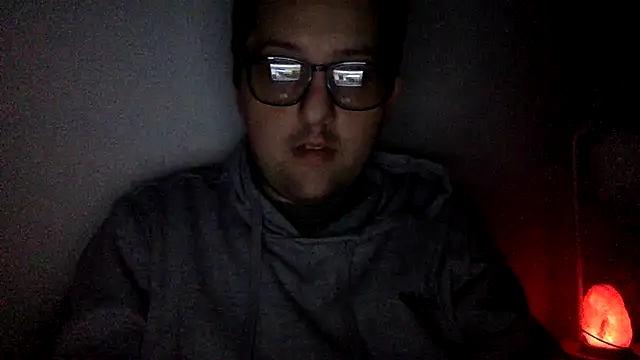 Snapshot of Milflover96 chatting on 02.17.25 Milflover96 online show from 02.17.25