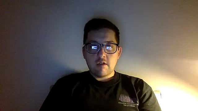 Snapshot of Milflover96 chatting on 02.21.25 Milflover96 online show from 02.21.25