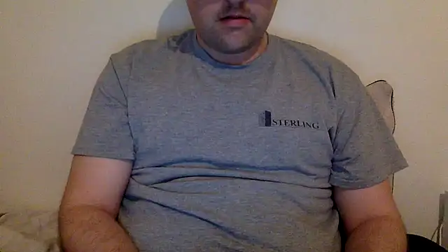 Snapshot of Milflover96 chatting on 02.23.25 Milflover96 online show from 02.23.25