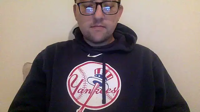 Snapshot of Milflover96 chatting on 03.04.25 Milflover96 online show from 03.04.25