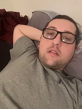 Snapshot of Milflover96 chatting on 03.07.25 Milflover96 online show from 03.07.25