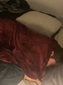 Snapshot of Milflover96 chatting on 03.07.25 Milflover96 online show from 03.07.25