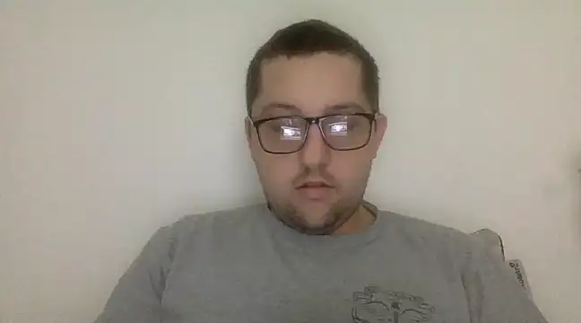 Snapshot of Milflover96 chatting on 03.08.25 Milflover96 online show from 03.08.25