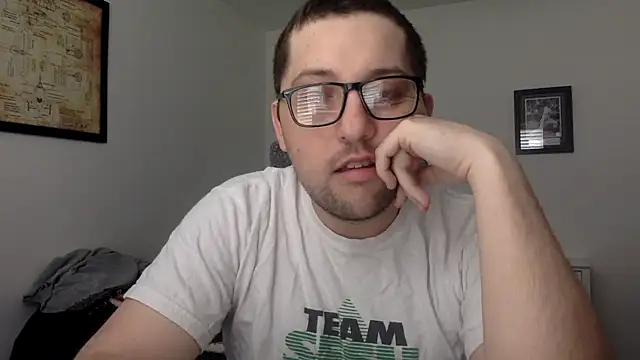 Snapshot of Milflover96 chatting on 03.09.25 Milflover96 online show from 03.09.25