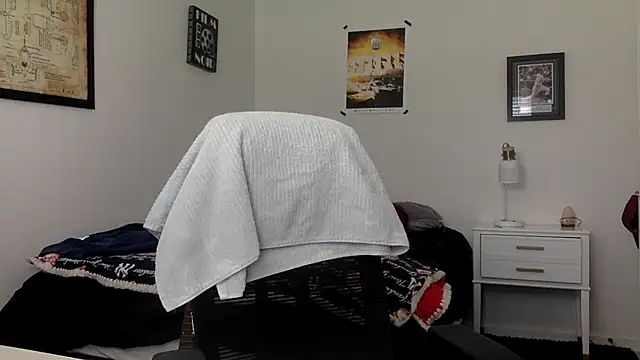 Snapshot of Milflover96 chatting on 03.21.25 Milflover96 online show from 03.21.25