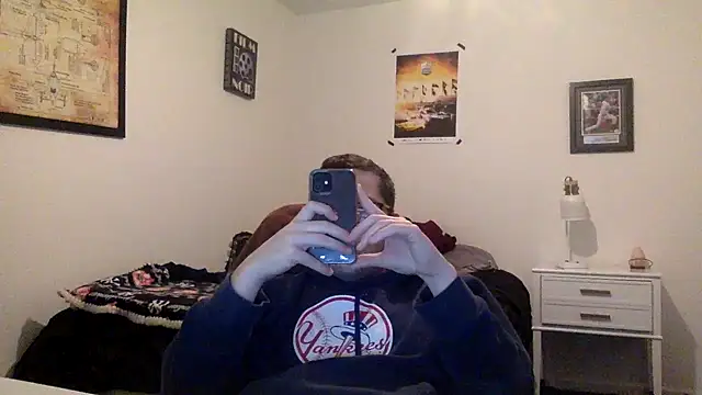 Snapshot of Milflover96 chatting on 03.22.25 Milflover96 online show from 03.22.25