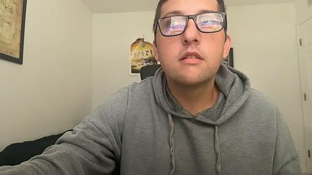 Snapshot of Milflover96 chatting on 09.26.25 Milflover96 online show from 09.26.25