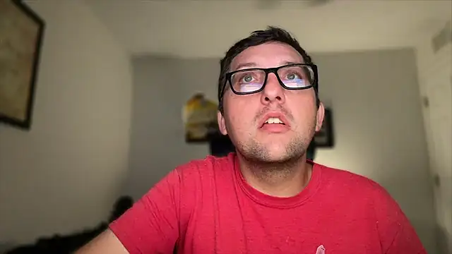 Snapshot of Milflover96 chatting on 10.10.25 Milflover96 online show from 10.10.25