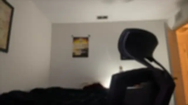 Snapshot of Milflover96 chatting on 10.25.25 Milflover96 online show from 10.25.25