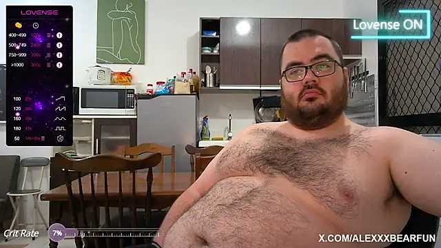 Snapshot of alexxxbear chatting on 03.15.25 alexxxbear online show from 03.15.25