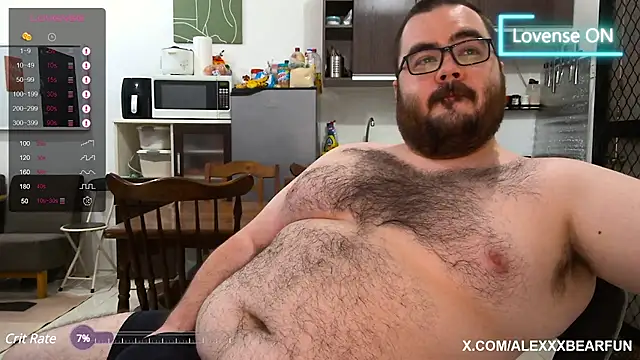 Snapshot of alexxxbear chatting on 03.21.25 alexxxbear online show from 03.21.25