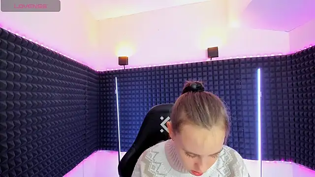 Lika 0ne online show from 02.21.25