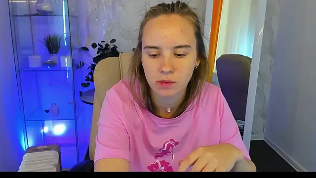 Lika 0ne online show from 10.02.25