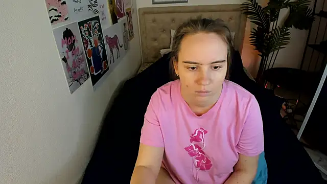 Snapshot of Lika_0ne chatting on 03.16.26 Lika 0ne online show from 03.16.26