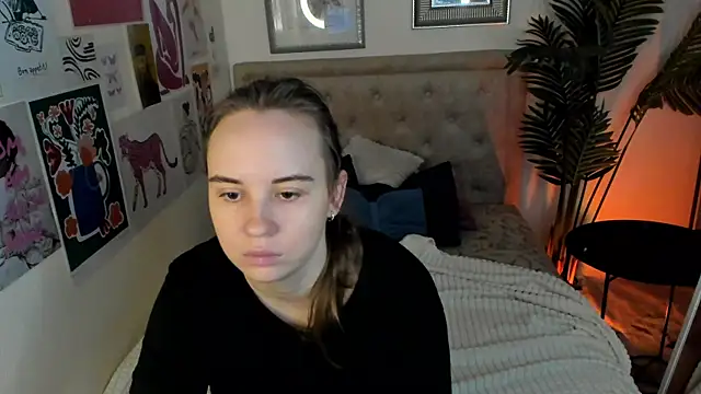 Snapshot of Lika_0ne chatting on 04.01.26 Lika 0ne online show from 04.01.26