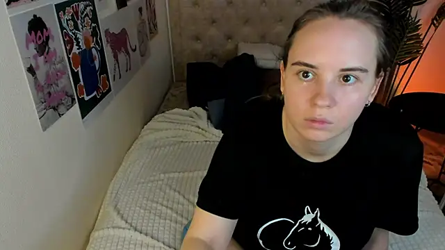 Snapshot of Lika_0ne chatting on 04.01.26 Lika 0ne online show from 04.01.26