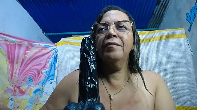Snapshot of alina_maturehot chatting on 06.30.26 alina maturehot online show from 06.30.26