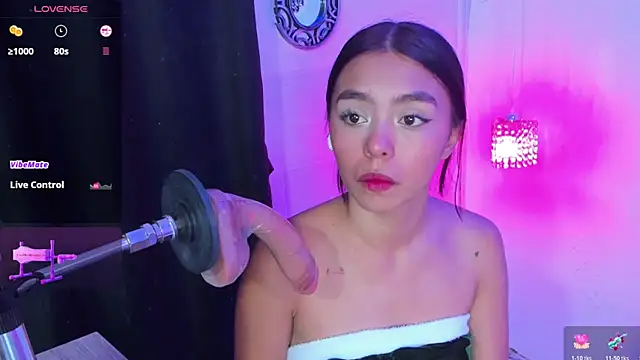 lanna brunette online show from 10.18.25