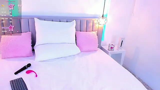 isolari  online show from 12.10.24