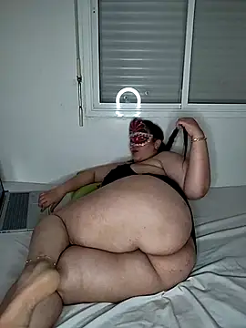 salma11125 online show from 03.16.25