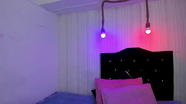 nicky angel1 online show from 10.20.25