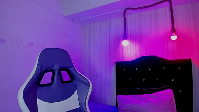 nicky angel1 online show from 10.22.25