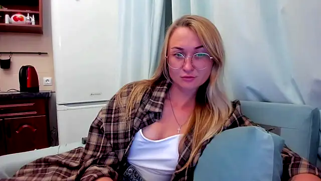 your Goddess Eva online show from 09.11.25