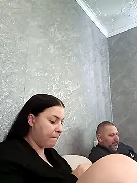 Snapshot of Greta_Tamar chatting on 02.27.25 Greta Tamar online show from 02.27.25