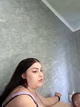 Snapshot of Greta_Tamar chatting on 03.18.25 Greta Tamar online show from 03.18.25