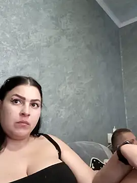 Snapshot of Greta_Tamar chatting on 03.18.25 Greta Tamar online show from 03.18.25